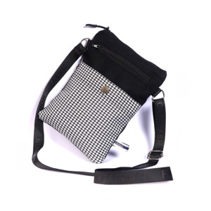 Signature Cross Body Bag For Unisex (0002) Signature Cross Body Bag For Unisex (0002)