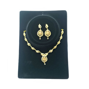 Wish Indian Design Gold Plated Traditional Jewellery Set For Women (0044) Wish Indian Design Gold Plated Traditional Jewellery Set For Women (0044)