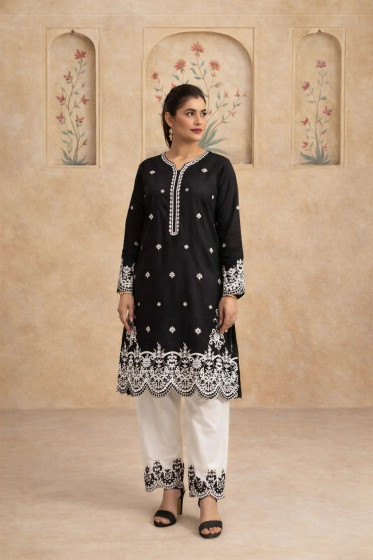 iShopping - HBH Embroidered Black Kurti
