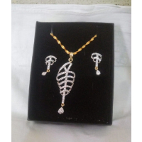 AZ Makers Straight Style Jewellery Set For Women White