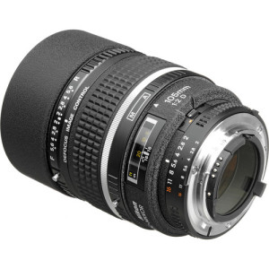 Nikon AF DC-Nikkor 105mm f/2D Lens