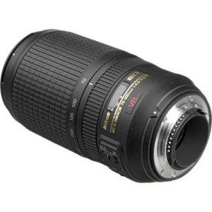 Nikon AF-S VR Zoom-Nikkor 70-300mm f/4.5-5.6G IF-ED Lens