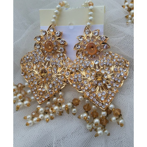 Jewel Art Indian Gold Plated Chocker Set With Tika