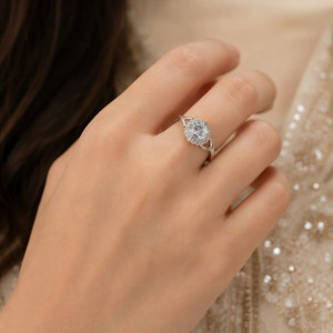 House Of Nar Celestia Oval Zircon Ring