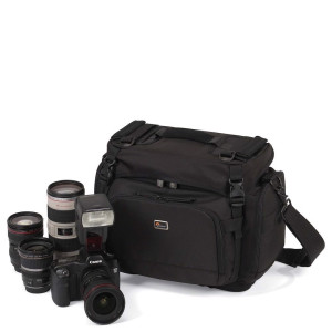 Lowepro Magnum 200 AW Camera Bag Black