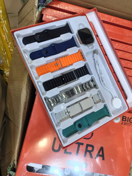 iShopping - 7 Belt 7 in 1 Ultra Smartwatch - Silver